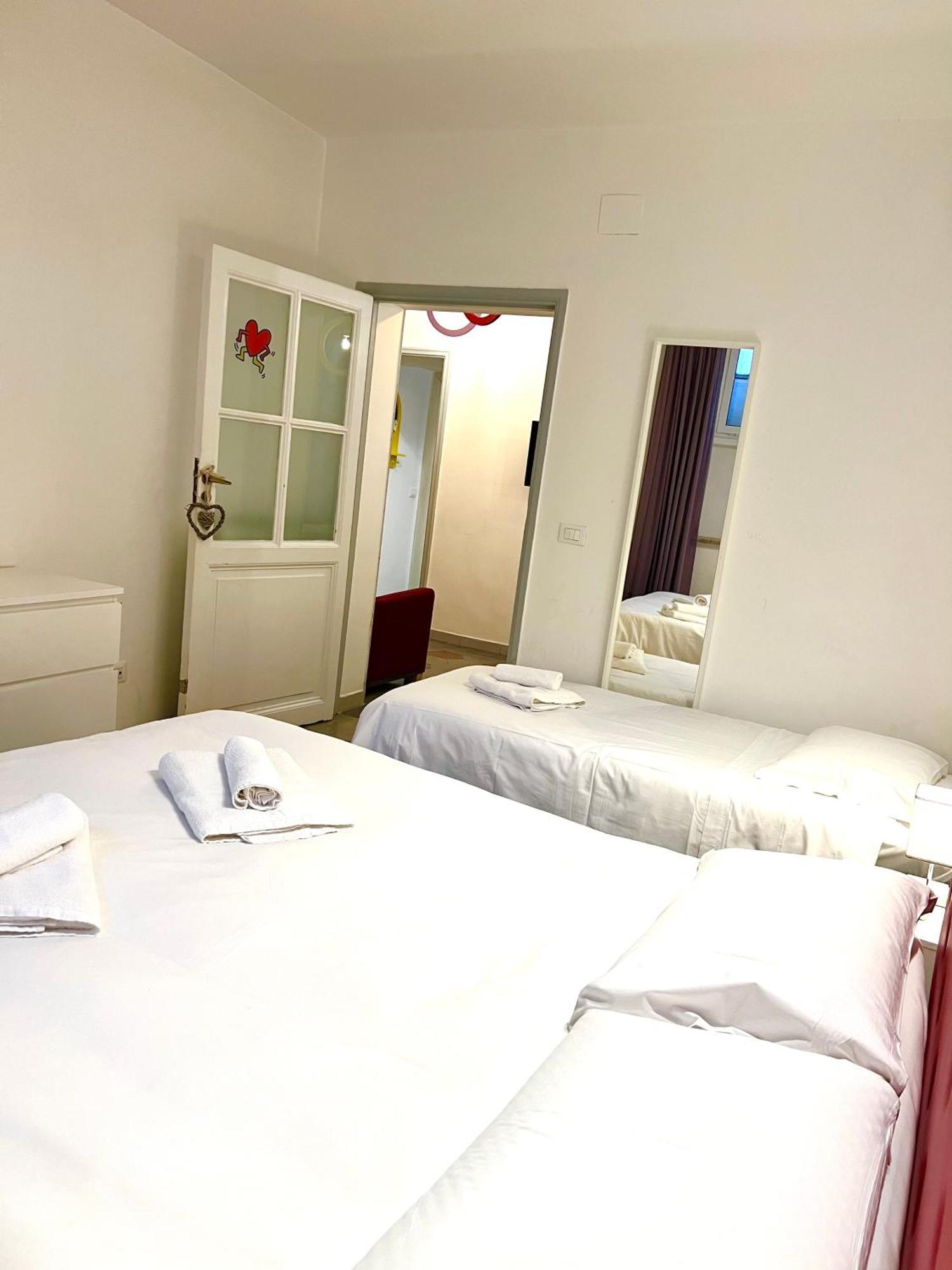 Colosseum Lovely Apartment Roma Eksteriør bilde